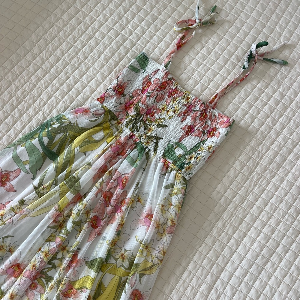 Vintage floral midi dress with tie straps